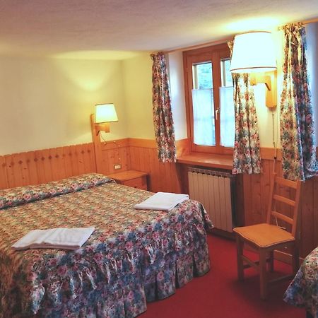 Hotel Locanda Grauson Конье Экстерьер фото