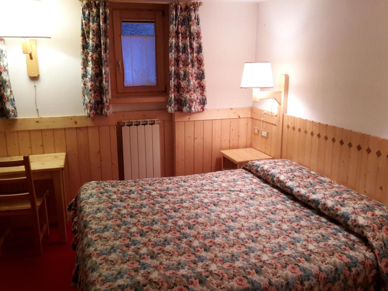 Hotel Locanda Grauson Конье Экстерьер фото